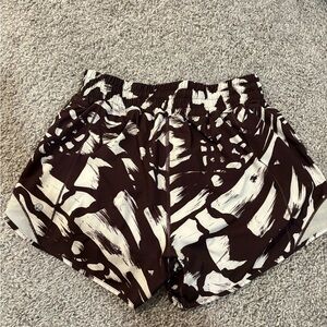 lululemon hotty hot shorts